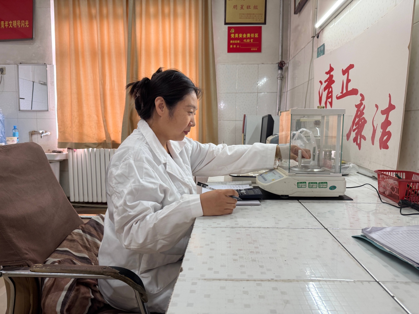 运销公司盘活十矿低质煤源_副本.jpg